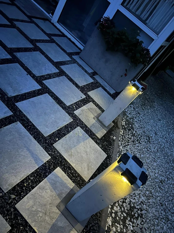 Hajduk lampa betonowa ogrodowa 15x15x65cm szary