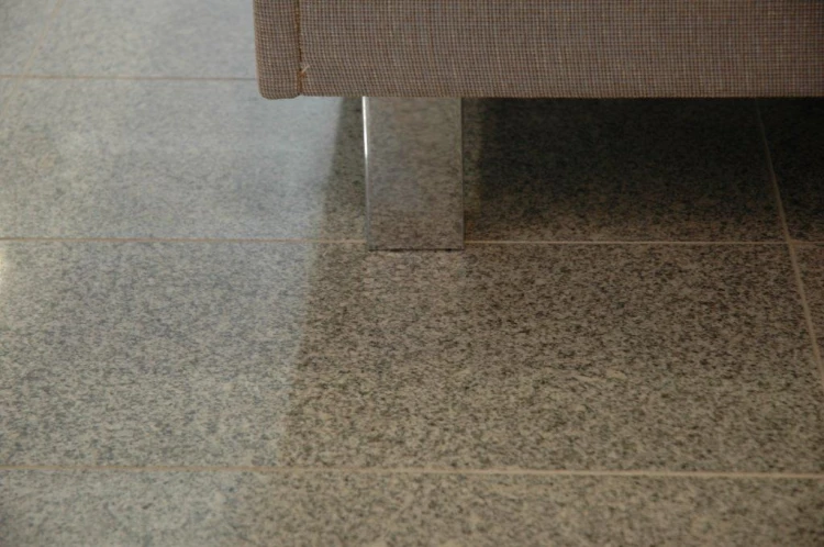 Tiles New płytka granitowa polerowana 61x30,5x1 cm szary