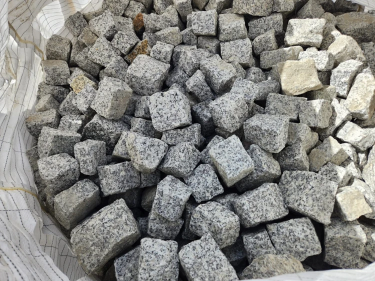 Kostka Granitowa 8/11 Surowo-łupana - Strzegomska – zdjęcie 2