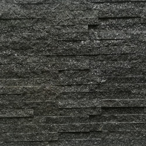 Kamień Elewacyjny Kwarcyt Tiles Stackstone Black 10x36 cm – Łupany czarny