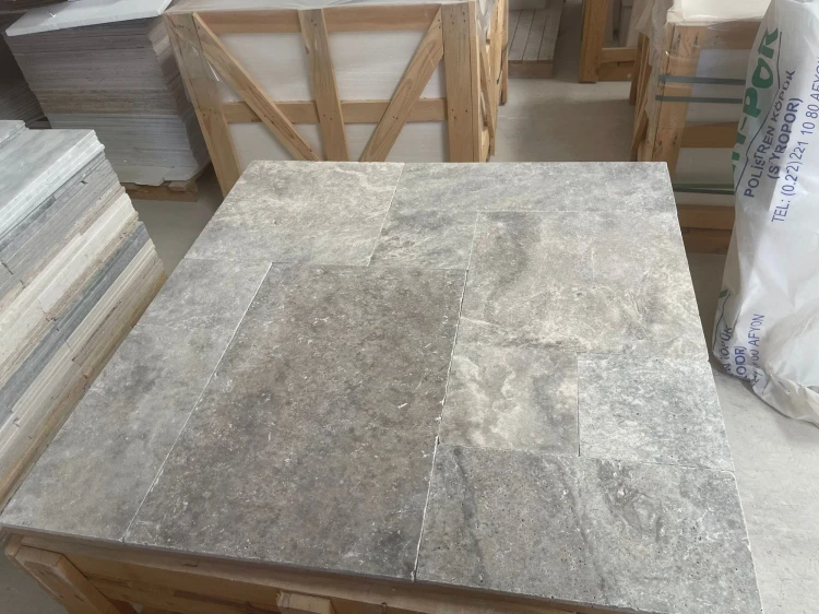 Trawertyn Silver Greige Bębnowany 40,6x61x1,2 cm – zdjęcie 5