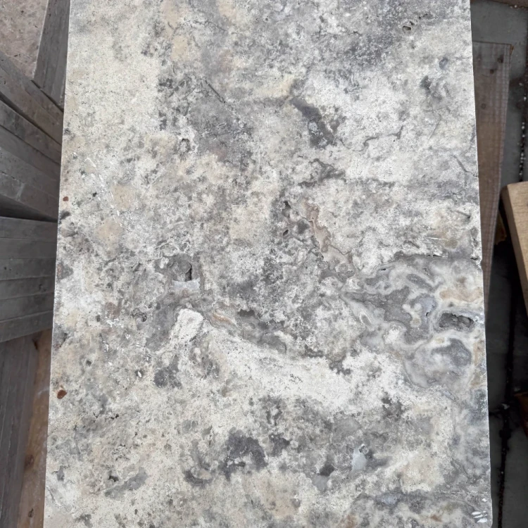 Trawertyn Silver Latte Greige Bębnowany 61x61x3 cm – zdjęcie 5