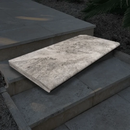 Trawertyn Stopnica kamienna Silver Latte Greige Bębnowany 135x35x3 cm Bullnose