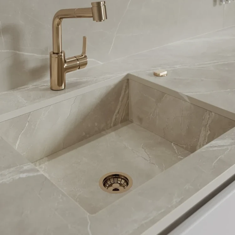 Spiek Kwarcowy TRI-D Ritual Taupe Soft 320x80x2 cm – zdjęcie 6