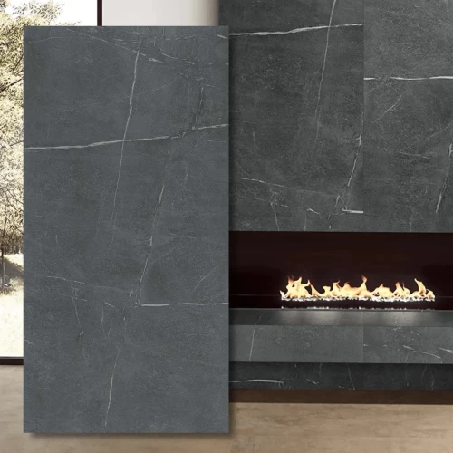 Spiek kwarcowy Soapstone Dark Hammered 324x162x2 cm od Atlas Plan
