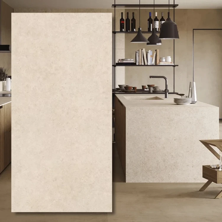 Spiek kwarcowy Boost Stone Ivory Hammered 320x160 cm - struktura młotkowana