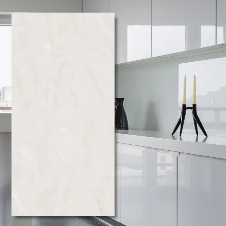 Spiek kwarcowy Onice Avorio Lux 320x160x0,6 cm - ciepły beż inspirowany onyksem
