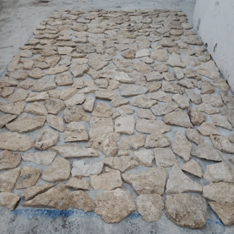 Płytka trawertynowa Tiles Rockface Classic Narożnik Naturalna beżowy – zdjęcie 5