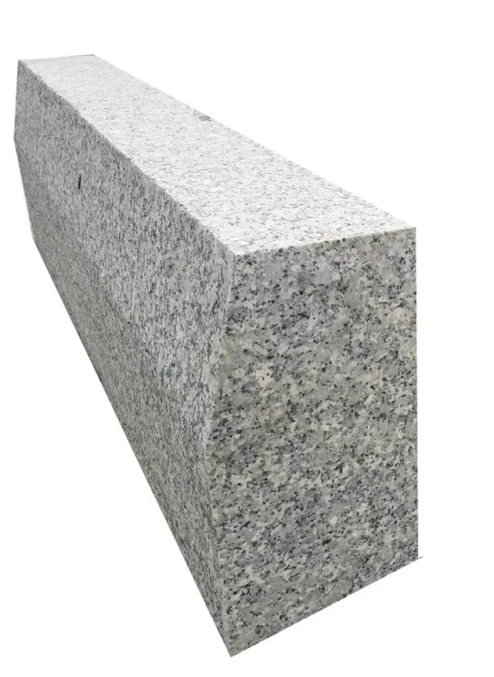 Krawężnik granitowy Tiles ze skosem 20x30 cm szary – zdjęcie 3