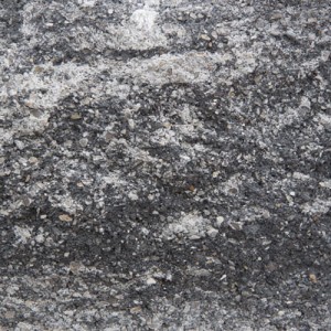 Daszek murkowy Bruk-Bet Uni Split 100x27,5x6 cm dwustronnie łupane – Brekcja Karbon