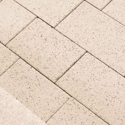 Bruk-Bet Renovator Opal-utrzymanie czystości powierzchni betonowych 5l