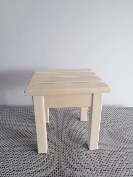 RattanArt Stołek osikowy drewniany 300x300x300mm Jasne drewno